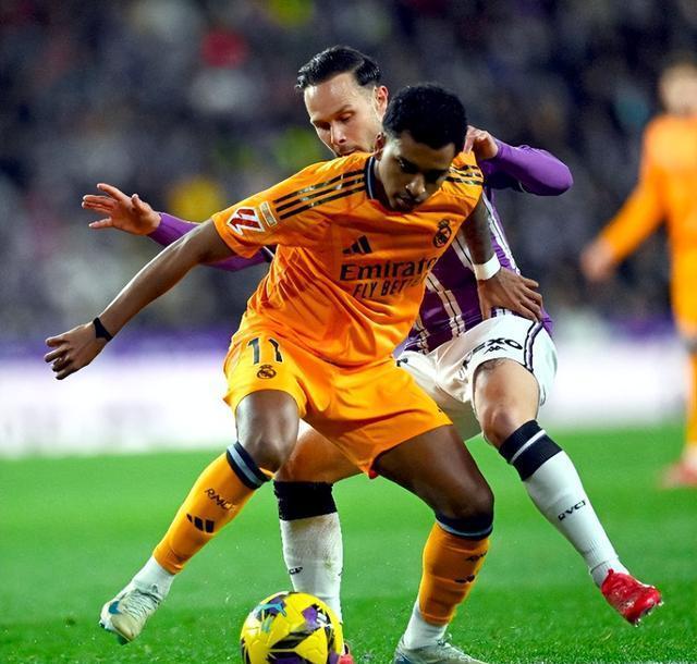 包含皇马后防问题暴露!客场遭逢沉重失利的词条 包含皇马后防问题暴露!客场遭逢沉重失利的词条