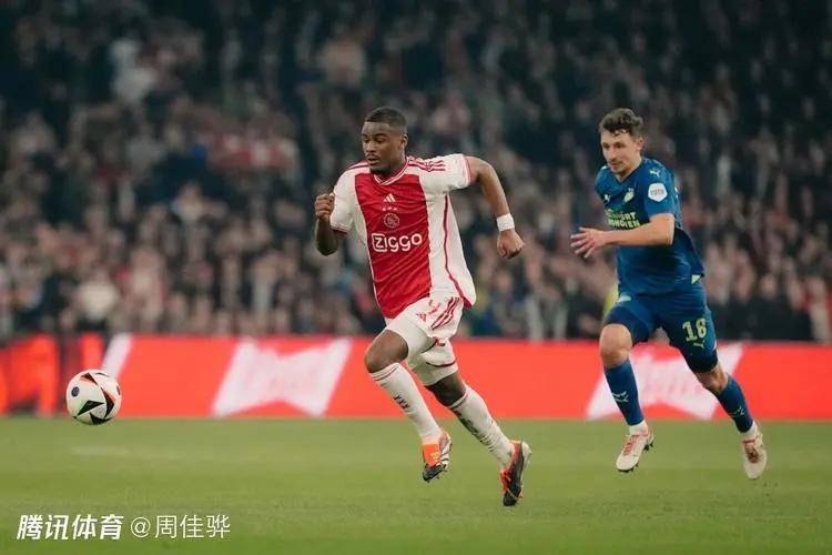 关于阿贾克斯客场击败皇马，晋级前景可期的信息
