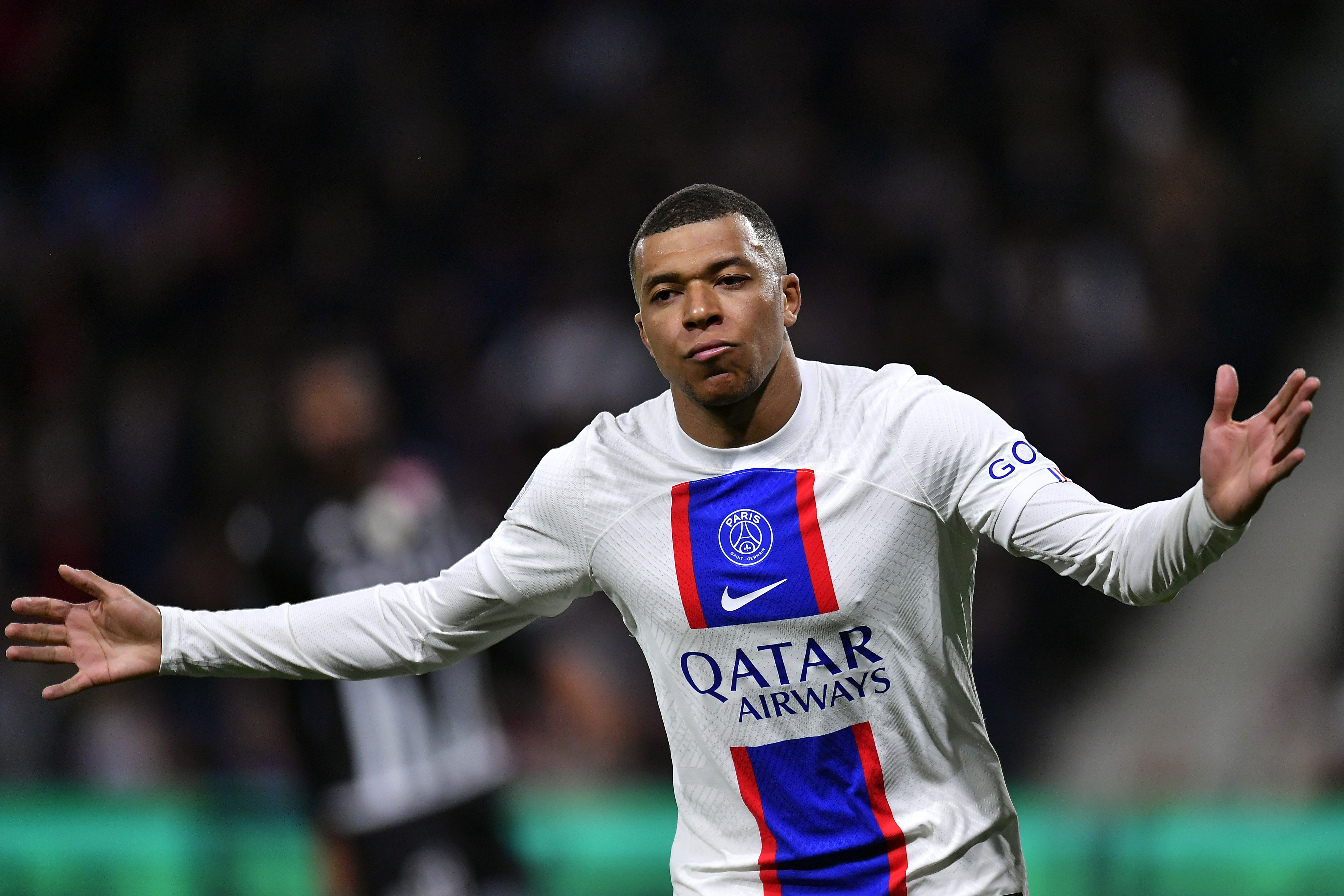 关于里尔空手而归,法甲榜首之位岌岌可危的信息 关于里尔空手而归,法甲榜首之位岌岌可危的信息