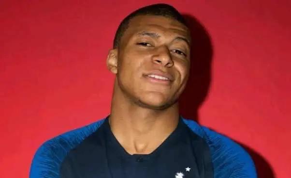 波兰队将迎来与俄罗斯队的比赛,壮烈的对决即将爆发 波兰队将迎来与俄罗斯队的比赛,壮烈的对决即将爆发