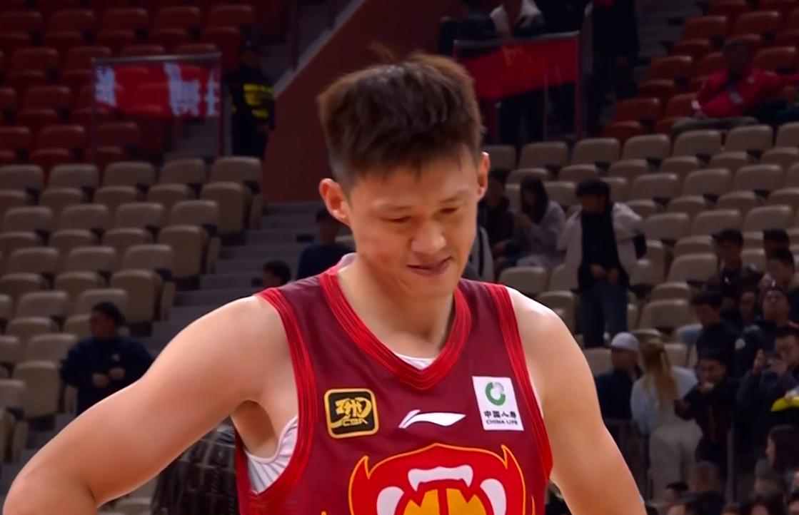 关于深圳队不畏强敌，奋力抗衡的信息