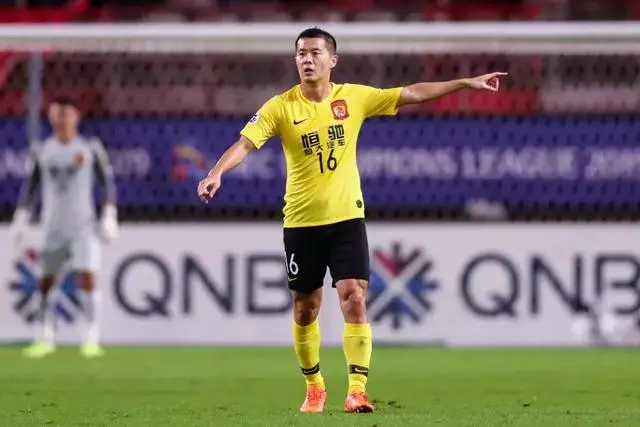 鹿岛鹿角遭遇艰难战,最终获得胜利晋级 鹿岛鹿角遭遇艰难战,最终获得胜利晋级