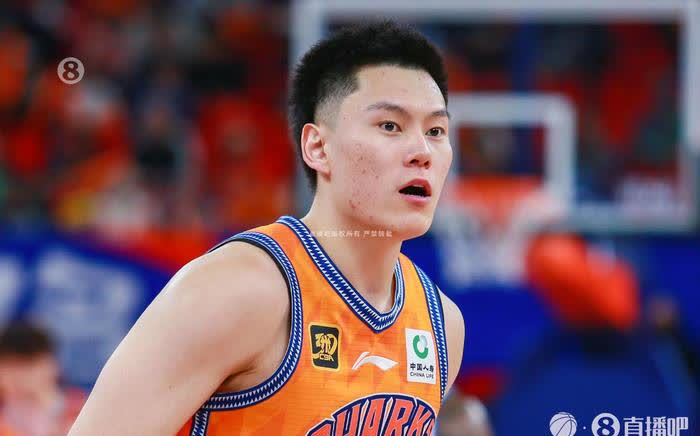 全队表现出色,一路领先取得胜利 全队表现出色,一路领先取得胜利