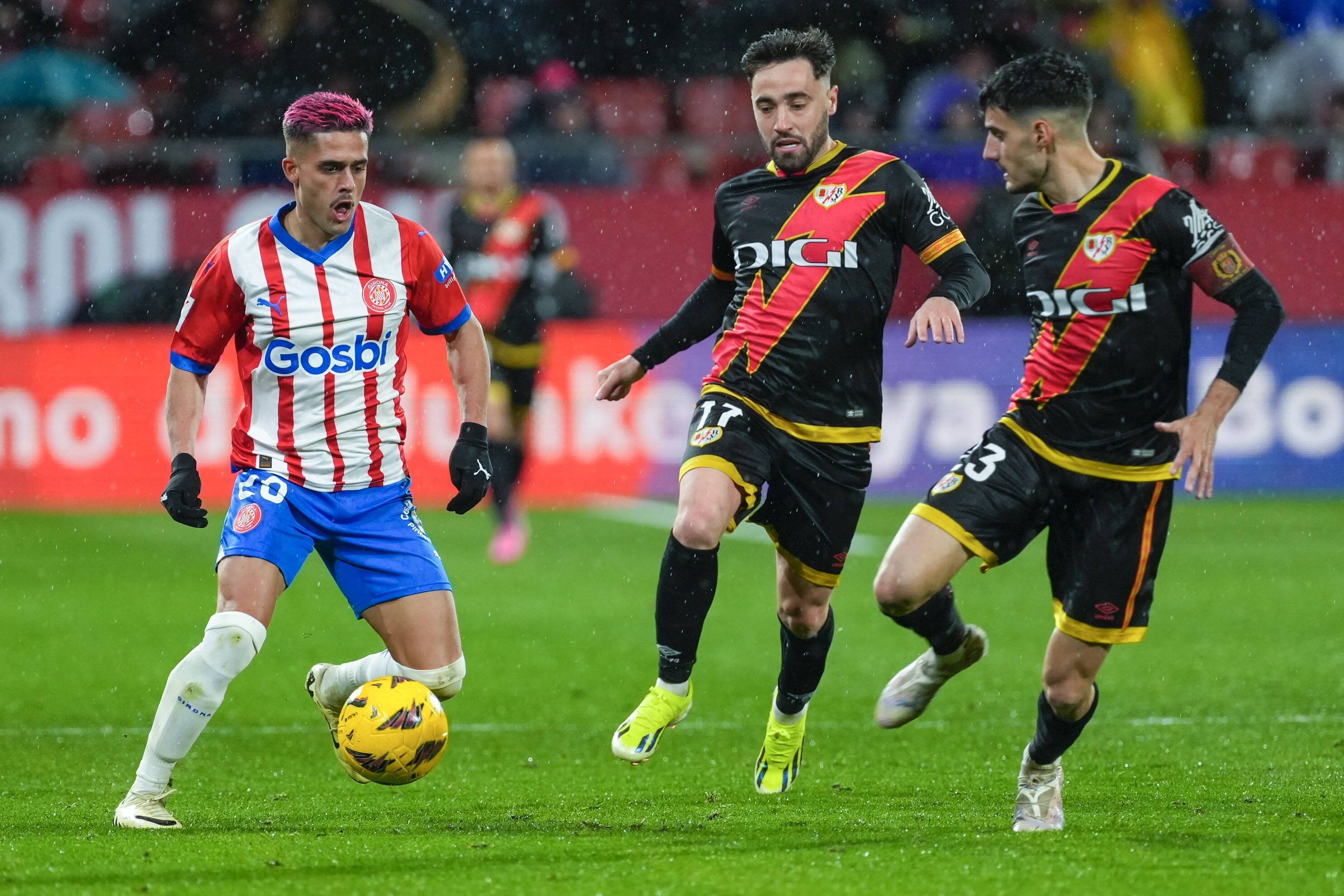 赫罗纳依旧结结实实腾踢强大对手 赫罗纳依旧结结实实腾踢强大对手