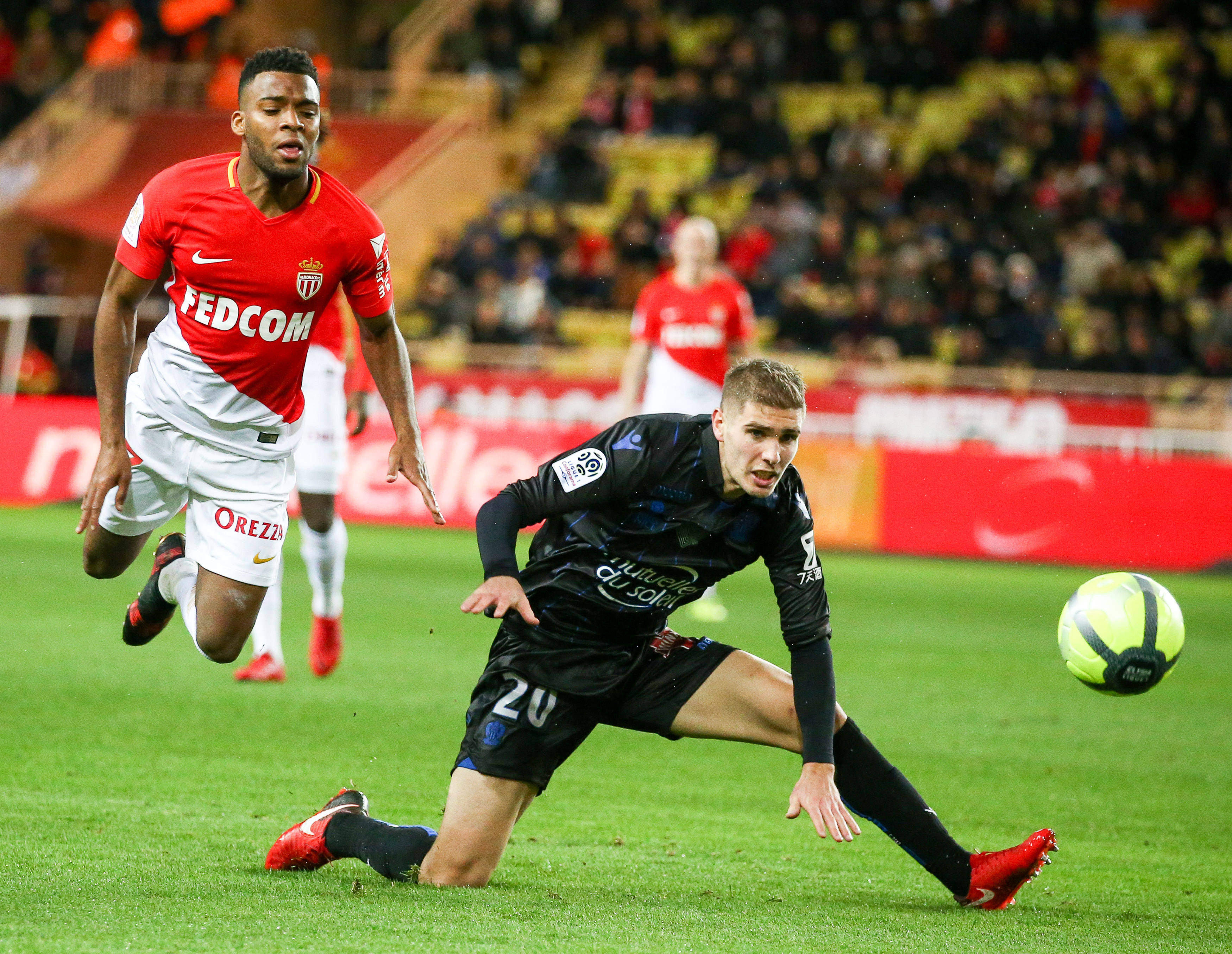 图卢兹主场告捷,积分榜上升 图卢兹主场告捷,积分榜上升