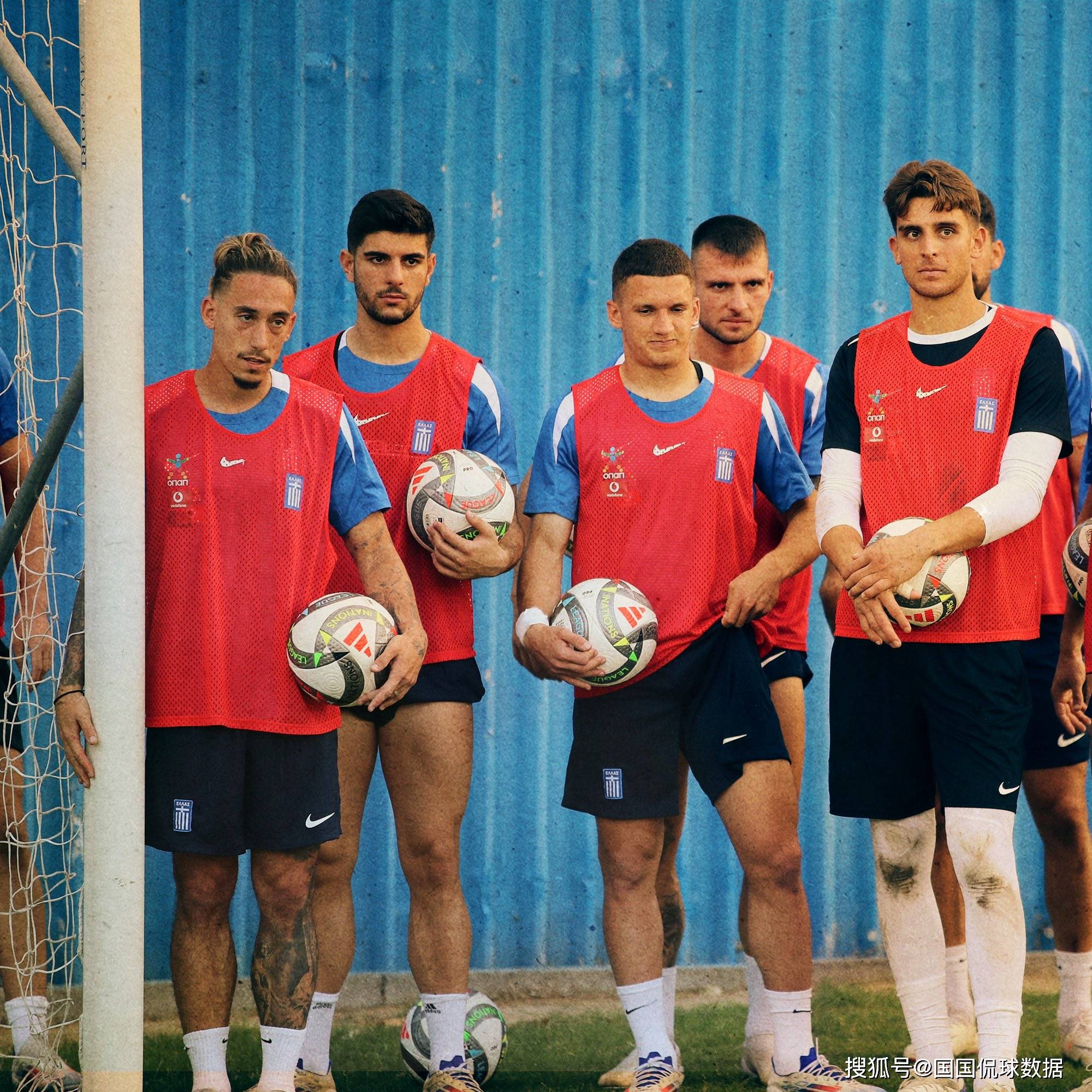 关于铁卫出战坚守防线,球队一胜走进半决赛的信息 关于铁卫出战坚守防线,球队一胜走进半决赛的信息