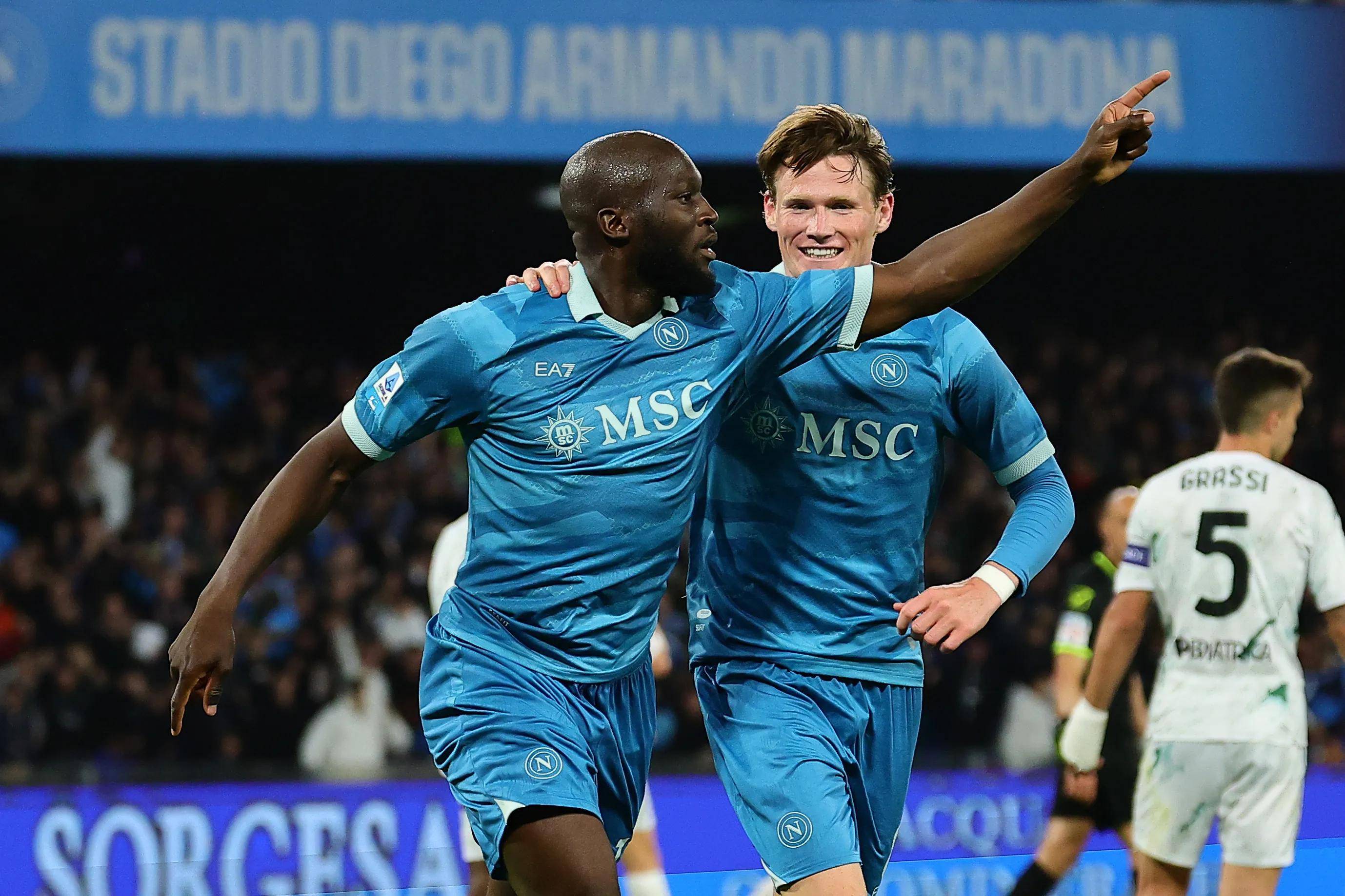 那不勒斯连战连胜,全面胜出 那不勒斯连战连胜,全面胜出