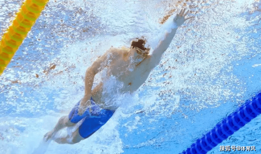 越南选手突破个人最佳成绩,成功进入决赛 越南选手突破个人最佳成绩,成功进入决赛