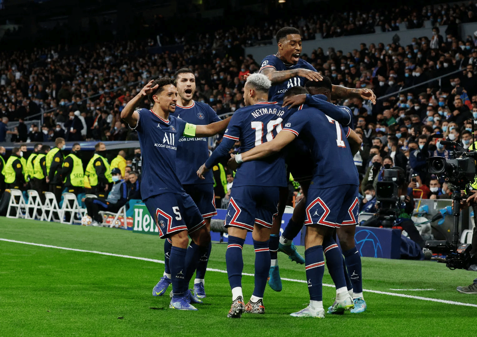 关于一场角逐!两支德国豪门队伍同场竞技的信息 关于一场角逐!两支德国豪门队伍同场竞技的信息