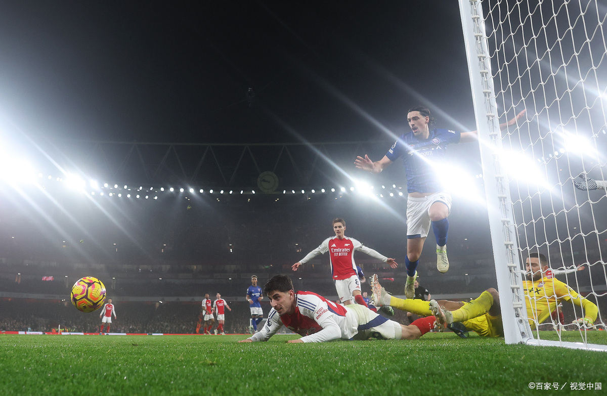 关于力争前茅，各国选手在擂台上拼尽全力的信息