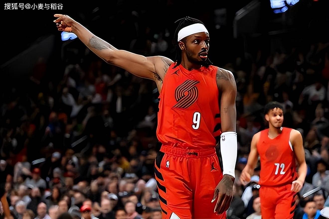 火箭惜败开拓者,巨星表现不俗 火箭惜败开拓者,巨星表现不俗